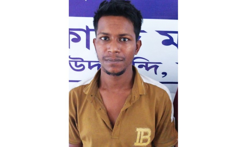 কুমিল্লায় ৩০ লাখ টাকার মালামালসহ কাভার্ডভ্যান ছিনতাই, গ্রেপ্তার ১